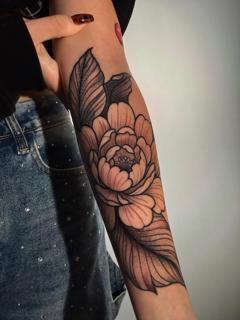 Blackwork peony flower tattoo by @christinis_inkaholic
