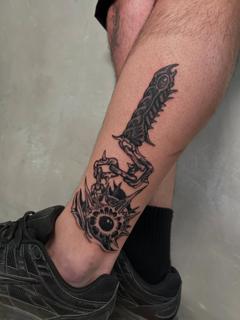 Dark art spiky weapon eye tattoo by @antzas.ttt