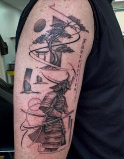 Japanese samurai scene tattoo by @amberr.tattoos