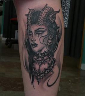 Blackwork horned woman tattoo by @endrilazaj
