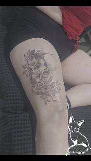 Fine line floral woman tattoo by @foxytattooartist