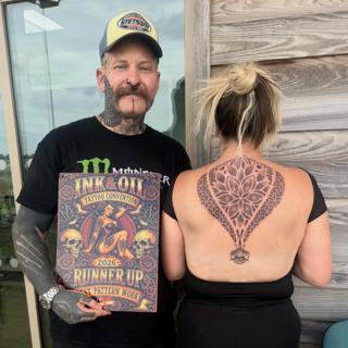 Ornamental blackwork ornamental pattern tattoo by @deadstuffanddots