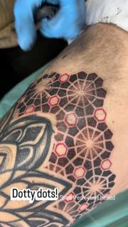 Dotwork geometric pattern tattoo by @hannyajaynetattoo