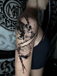Illustrative blackwork flying bird tattoo by @harris_confess_