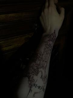 Dotwork abstract pattern tattoo by @vohmitatt_
