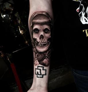 Realism skull portrait tattoo by @ilias_lab