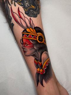 Traditional traditional woman tattoo by @illson_ntc