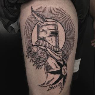 Linework knight with sun tattoo by @konna.aesthetics