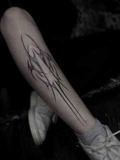 Fine line abstract pattern tattoo by @zzirini