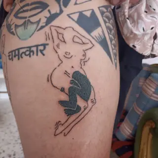 Linework stylized figures tattoo by @atsoumpeli