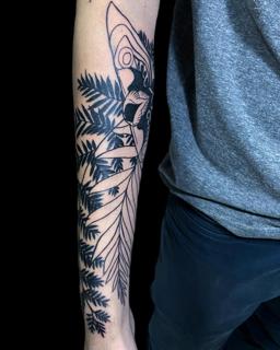 Blackwork butterfly ferns tattoo by @mama.tattooo
