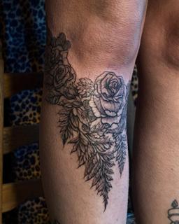 Blackwork floral bouquet tattoo by @manishi_inkatattoo