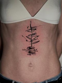Abstract abstract linework tattoo by @mattylism
