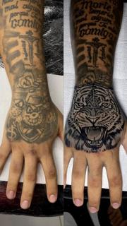 Realism roaring tiger tattoo by @nettovasconcelostattoo