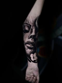 Realism woman portrait tattoo by @dast.one