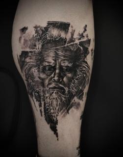 Realism elderly man portrait tattoo by @panayiotis_so