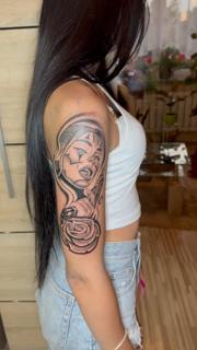 Blackwork woman and rose tattoo by @kulo_tattoo_art