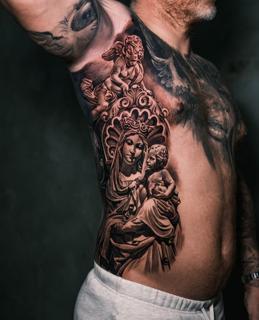 Realism madonna and child tattoo by @rubentattooer