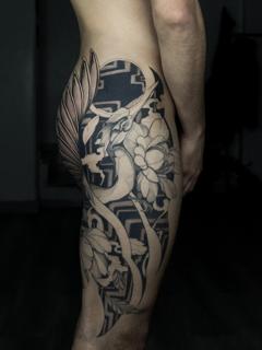 Japanese floral dragon tattoo by @shoutone_
