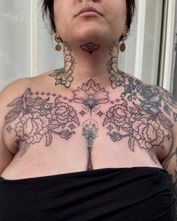 Ornamental ornamental floral tattoo by @smartat_