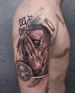 Realism portrait with hands tattoo by @zachosink