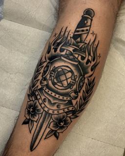Traditional diving helmet dagger tattoo by @usual_suspect_ttt