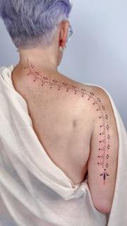 Dotwork dotwork pattern tattoo by @vivi_b_tattoo