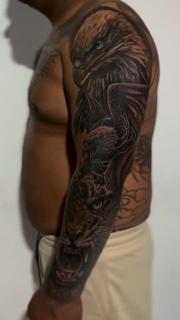Realism eagle tiger tattoo by @wagnervibes_tattoo