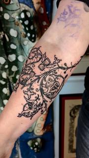 Ornamental ornamental design tattoo by @art.of.gold