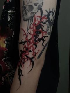 Abstract tribal abstract tribal tattoo by @yasart.tattoo