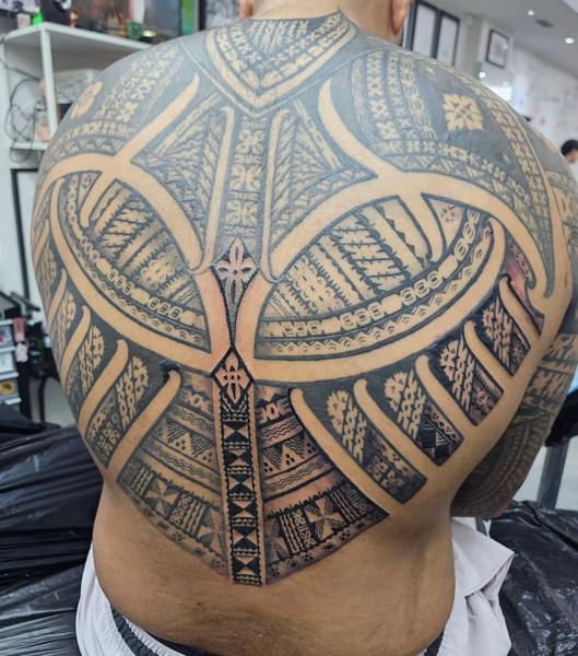 Tribal tribal pattern tattoo by @_lordmayortattoos