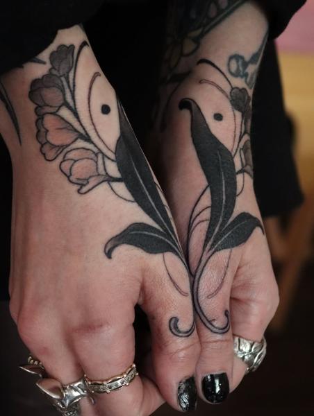 Blackwork ornamental floral tattoo by @adear_tattoo