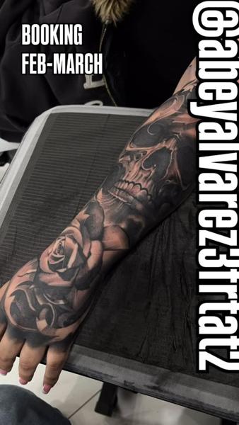 Realism skull and rose tattoo by @abeyalvarez3frtat2