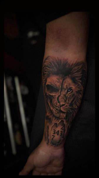 Realism lion skull tattoo by @ablack_art