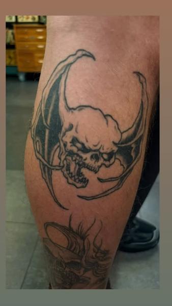 Blackwork demonic skull tattoo by @adamweir