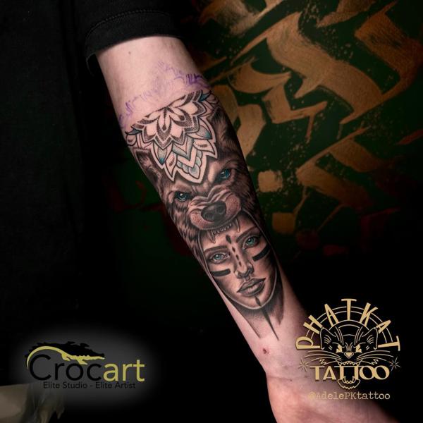 Realism wolf and woman tattoo by @adelepktattoo