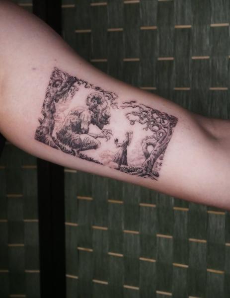 Blackwork mythical creature tattoo by @angiek.tattoo