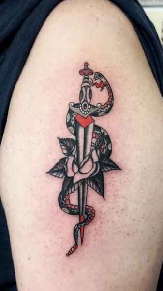Traditional snake dagger tattoo by @alberto_sagripanti