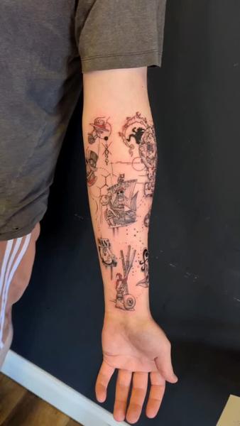 Illustrative pirate theme tattoo by @aleksgtattooart
