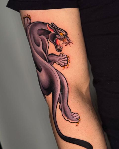Traditional aggressive panther tattoo by @_.aleek