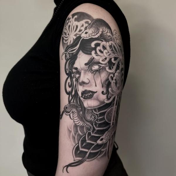 Blackwork medusa portrait tattoo by @alexgotza