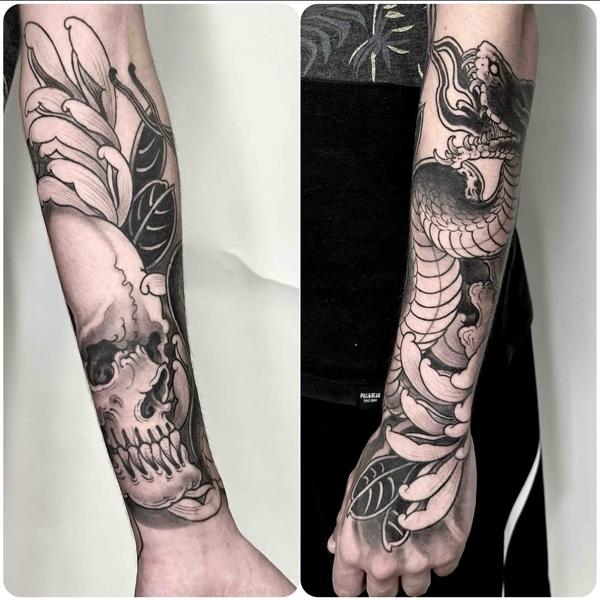 Blackwork snake and skull tattoo by @alexgotza