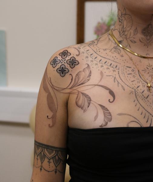 Ornamental floral ornamental tattoo by @amybillingtattoo