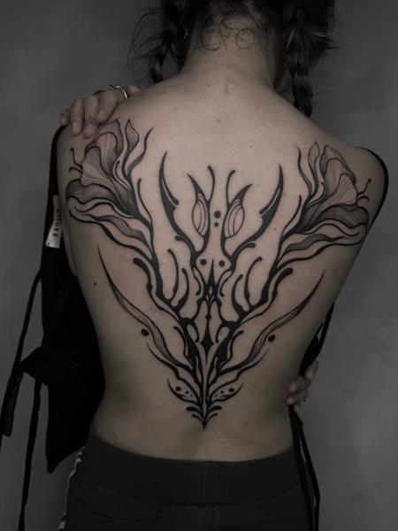 Ornamental ornamental floral tattoo by @sitsan.barcodetattoo