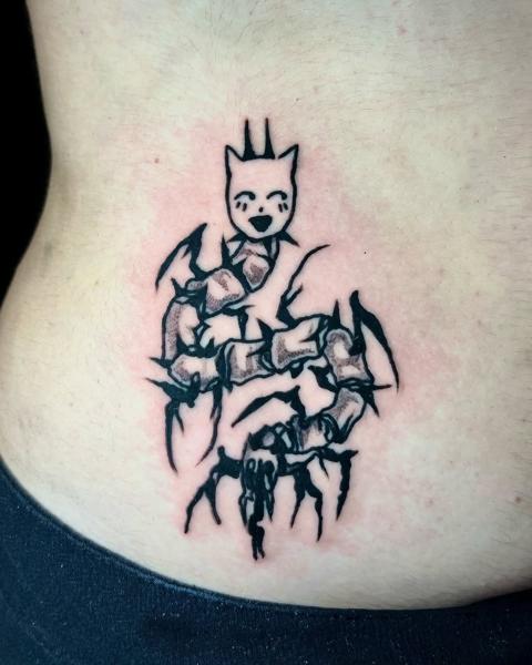 Illustrative abstract creature tattoo by @angie_needs_ink