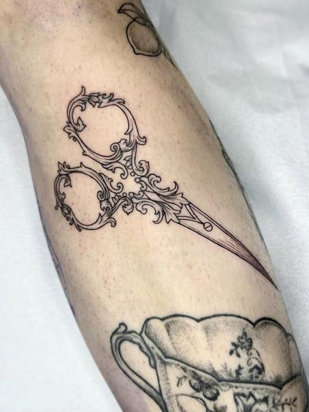 Fine line ornamental ornate scissors tattoo by @_annuk_