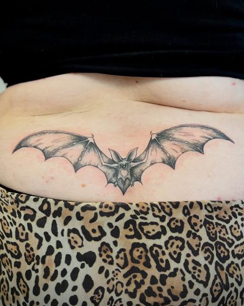 Illustrative flying bat tattoo by @fresh.ink.anna