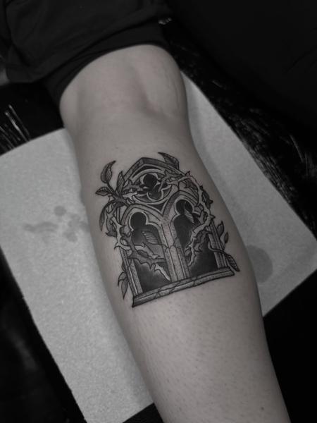 Blackwork gothic window tattoo by @antclaytattoo
