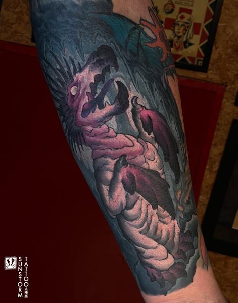 Illustrative dinosaur tattoo by @seventhswordtattoo