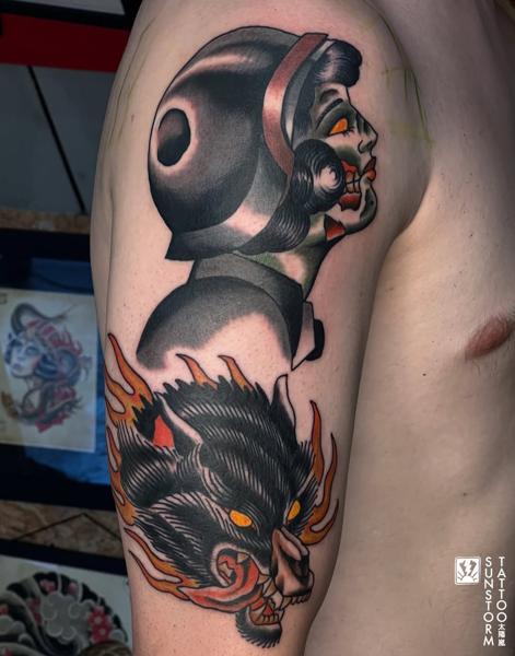 Traditional wolf and woman tattoo by @seventhswordtattoo